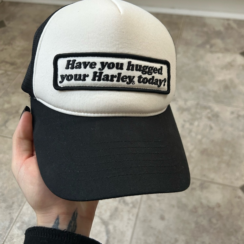 Harley-Davidson Black and White Mesh Cap
